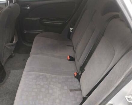 Серый Тойота Авенсис, объемом двигателя 1.8 л и пробегом 427 тыс. км за 4250 $, фото 12 на Automoto.ua