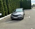 Серый Тойота Авенсис, объемом двигателя 2 л и пробегом 404 тыс. км за 2000 $, фото 1 на Automoto.ua