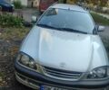 Серый Тойота Авенсис, объемом двигателя 1.8 л и пробегом 264 тыс. км за 4800 $, фото 1 на Automoto.ua