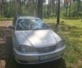 Серый Тойота Авенсис, объемом двигателя 2 л и пробегом 450 тыс. км за 4000 $, фото 1 на Automoto.ua
