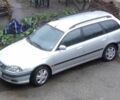 Серый Тойота Авенсис, объемом двигателя 1.6 л и пробегом 125 тыс. км за 4000 $, фото 1 на Automoto.ua