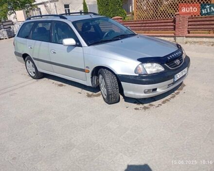Серый Тойота Авенсис, объемом двигателя 2.01 л и пробегом 300 тыс. км за 3499 $, фото 15 на Automoto.ua