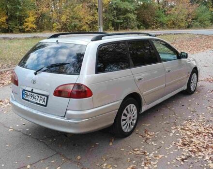 Серый Тойота Авенсис, объемом двигателя 2 л и пробегом 360 тыс. км за 2000 $, фото 3 на Automoto.ua