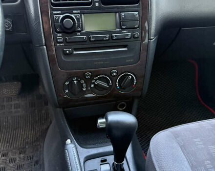 Серый Тойота Авенсис, объемом двигателя 1.8 л и пробегом 233 тыс. км за 4800 $, фото 10 на Automoto.ua