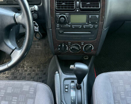 Серый Тойота Авенсис, объемом двигателя 1.8 л и пробегом 233 тыс. км за 4800 $, фото 4 на Automoto.ua