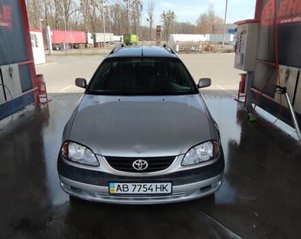 Серый Тойота Авенсис, объемом двигателя 1.79 л и пробегом 360 тыс. км за 3900 $, фото 1 на Automoto.ua