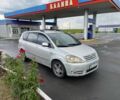 Сірий Тойота Авенсіс, об'ємом двигуна 2 л та пробігом 557 тис. км за 2193 $, фото 1 на Automoto.ua