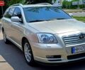 Серый Тойота Авенсис, объемом двигателя 2 л и пробегом 345 тыс. км за 5300 $, фото 1 на Automoto.ua