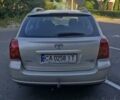 Сірий Тойота Авенсіс, об'ємом двигуна 2 л та пробігом 315 тис. км за 5850 $, фото 4 на Automoto.ua