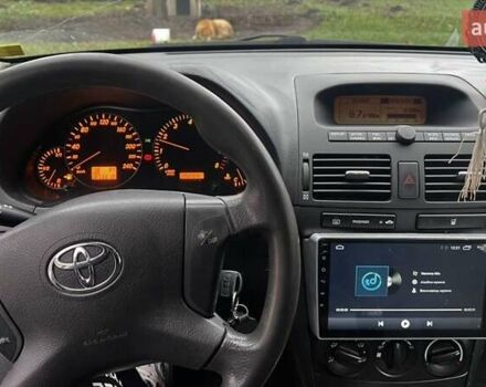 Серый Тойота Авенсис, объемом двигателя 1.6 л и пробегом 373 тыс. км за 5600 $, фото 8 на Automoto.ua