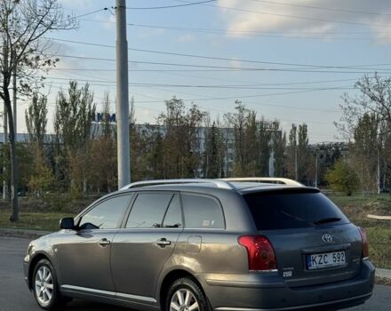 Серый Тойота Авенсис, объемом двигателя 2 л и пробегом 190 тыс. км за 3180 $, фото 3 на Automoto.ua