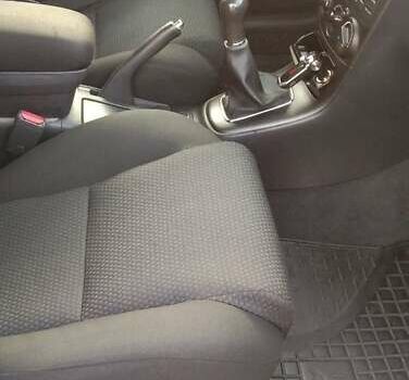 Серый Тойота Авенсис, объемом двигателя 1.6 л и пробегом 373 тыс. км за 5600 $, фото 15 на Automoto.ua