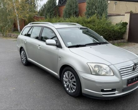 Сірий Тойота Авенсіс, об'ємом двигуна 2 л та пробігом 300 тис. км за 3290 $, фото 2 на Automoto.ua