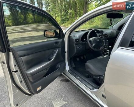 Серый Тойота Авенсис, объемом двигателя 1.8 л и пробегом 257 тыс. км за 5600 $, фото 8 на Automoto.ua