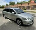Серый Тойота Авенсис, объемом двигателя 1.8 л и пробегом 257 тыс. км за 5600 $, фото 1 на Automoto.ua