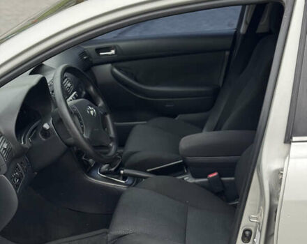 Сірий Тойота Авенсіс, об'ємом двигуна 2 л та пробігом 373 тис. км за 4450 $, фото 6 на Automoto.ua