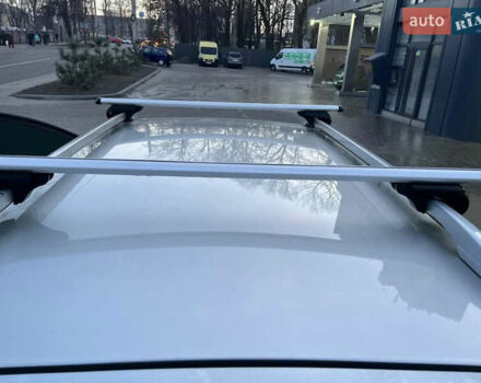 Сірий Тойота Авенсіс, об'ємом двигуна 2 л та пробігом 323 тис. км за 4600 $, фото 5 на Automoto.ua