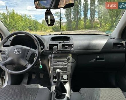 Серый Тойота Авенсис, объемом двигателя 1.8 л и пробегом 257 тыс. км за 5600 $, фото 18 на Automoto.ua