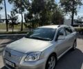 Серый Тойота Авенсис, объемом двигателя 2 л и пробегом 289 тыс. км за 4500 $, фото 1 на Automoto.ua