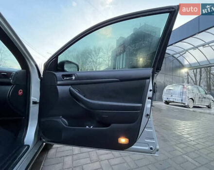 Сірий Тойота Авенсіс, об'ємом двигуна 2 л та пробігом 323 тис. км за 4600 $, фото 7 на Automoto.ua