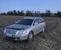 Серый Тойота Авенсис, объемом двигателя 1.8 л и пробегом 300 тыс. км за 6500 $, фото 1 на Automoto.ua