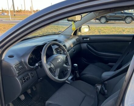 Серый Тойота Авенсис, объемом двигателя 0 л и пробегом 350 тыс. км за 2700 $, фото 9 на Automoto.ua
