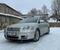 Серый Тойота Авенсис, объемом двигателя 2 л и пробегом 315 тыс. км за 2800 $, фото 1 на Automoto.ua
