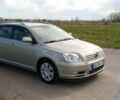 Серый Тойота Авенсис, объемом двигателя 2 л и пробегом 201 тыс. км за 6000 $, фото 1 на Automoto.ua