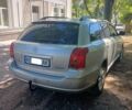 Серый Тойота Авенсис, объемом двигателя 1.8 л и пробегом 300 тыс. км за 6000 $, фото 2 на Automoto.ua