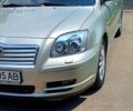 Серый Тойота Авенсис, объемом двигателя 2 л и пробегом 340 тыс. км за 6300 $, фото 2 на Automoto.ua