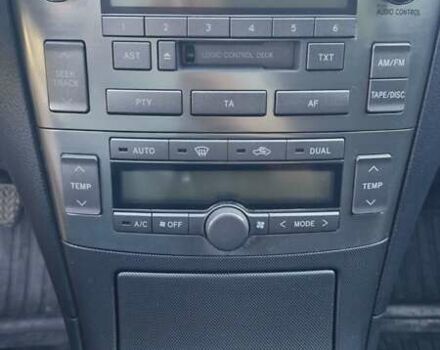 Сірий Тойота Авенсіс, об'ємом двигуна 2 л та пробігом 315 тис. км за 5850 $, фото 27 на Automoto.ua