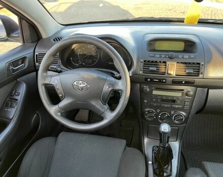 Серый Тойота Авенсис, объемом двигателя 0 л и пробегом 350 тыс. км за 2700 $, фото 10 на Automoto.ua