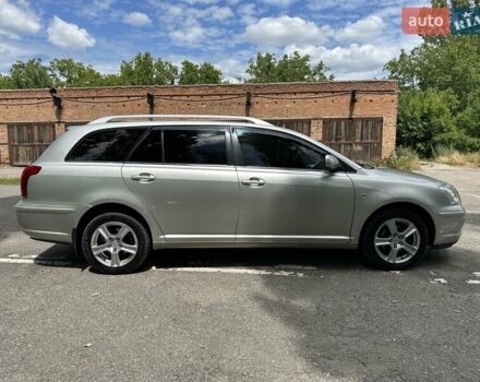 Серый Тойота Авенсис, объемом двигателя 1.8 л и пробегом 257 тыс. км за 5600 $, фото 3 на Automoto.ua