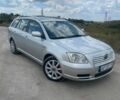 Серый Тойота Авенсис, объемом двигателя 2 л и пробегом 255 тыс. км за 5300 $, фото 1 на Automoto.ua