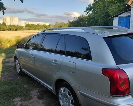 Серый Тойота Авенсис, объемом двигателя 1.8 л и пробегом 300 тыс. км за 6200 $, фото 2 на Automoto.ua