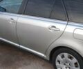 Серый Тойота Авенсис, объемом двигателя 1.6 л и пробегом 373 тыс. км за 5600 $, фото 5 на Automoto.ua