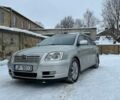Серый Тойота Авенсис, объемом двигателя 2 л и пробегом 315 тыс. км за 2800 $, фото 1 на Automoto.ua