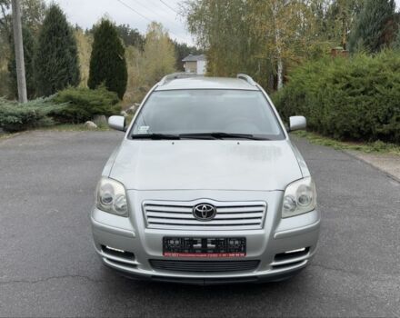 Сірий Тойота Авенсіс, об'ємом двигуна 2 л та пробігом 300 тис. км за 3290 $, фото 1 на Automoto.ua
