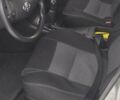 Серый Тойота Авенсис, объемом двигателя 2 л и пробегом 255 тыс. км за 4500 $, фото 4 на Automoto.ua