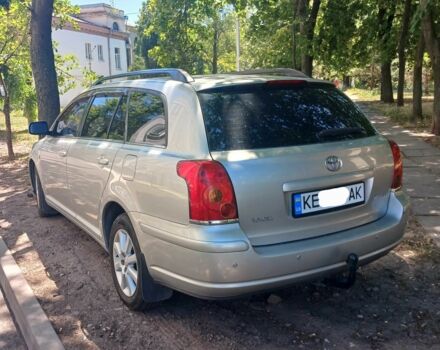 Серый Тойота Авенсис, объемом двигателя 1.8 л и пробегом 300 тыс. км за 6000 $, фото 3 на Automoto.ua