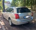 Серый Тойота Авенсис, объемом двигателя 1.8 л и пробегом 300 тыс. км за 6000 $, фото 3 на Automoto.ua