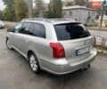 Серый Тойота Авенсис, объемом двигателя 2 л и пробегом 390 тыс. км за 4500 $, фото 2 на Automoto.ua