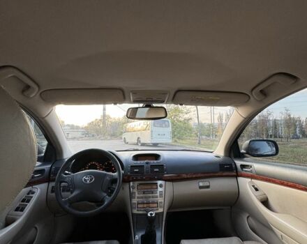 Серый Тойота Авенсис, объемом двигателя 2 л и пробегом 190 тыс. км за 3180 $, фото 5 на Automoto.ua