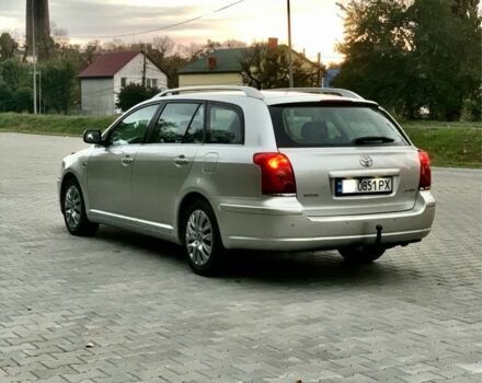 Серый Тойота Авенсис, объемом двигателя 2 л и пробегом 224 тыс. км за 4900 $, фото 6 на Automoto.ua