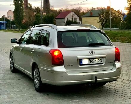 Серый Тойота Авенсис, объемом двигателя 2 л и пробегом 224 тыс. км за 4900 $, фото 4 на Automoto.ua