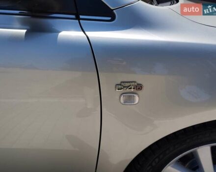 Серый Тойота Авенсис, объемом двигателя 2 л и пробегом 220 тыс. км за 7200 $, фото 7 на Automoto.ua