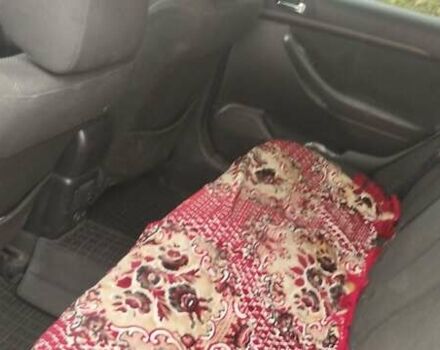 Сірий Тойота Авенсіс, об'ємом двигуна 1.79 л та пробігом 240 тис. км за 7200 $, фото 1 на Automoto.ua