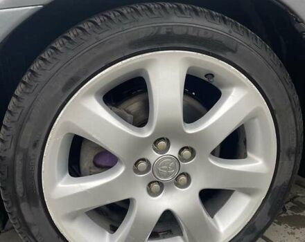 Сірий Тойота Авенсіс, об'ємом двигуна 2 л та пробігом 285 тис. км за 5200 $, фото 4 на Automoto.ua