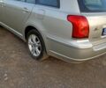 Серый Тойота Авенсис, объемом двигателя 2 л и пробегом 428 тыс. км за 4151 $, фото 2 на Automoto.ua