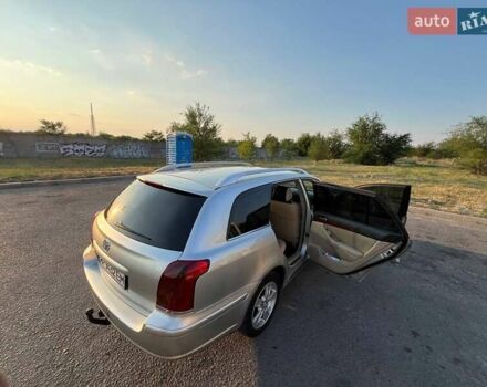 Сірий Тойота Авенсіс, об'ємом двигуна 2.01 л та пробігом 289 тис. км за 6700 $, фото 36 на Automoto.ua